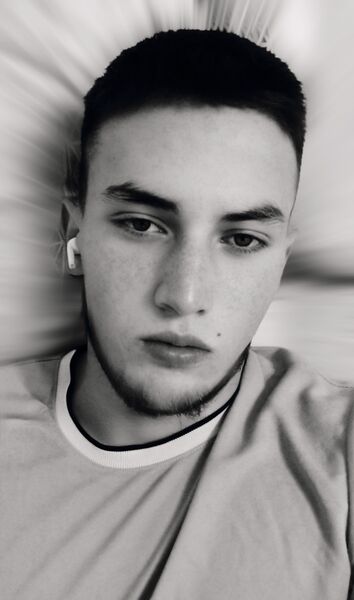   ,   BiLL, 22 ,   ,   , c , 
