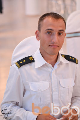  ,   Vadim, 35 ,   