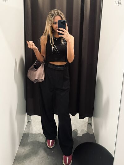  ,   Anastasia, 27 ,   ,   