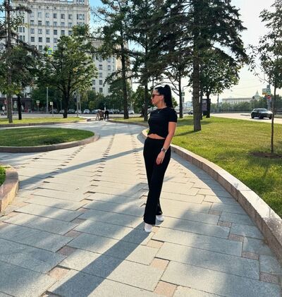  ,   Marina, 34 ,   c 