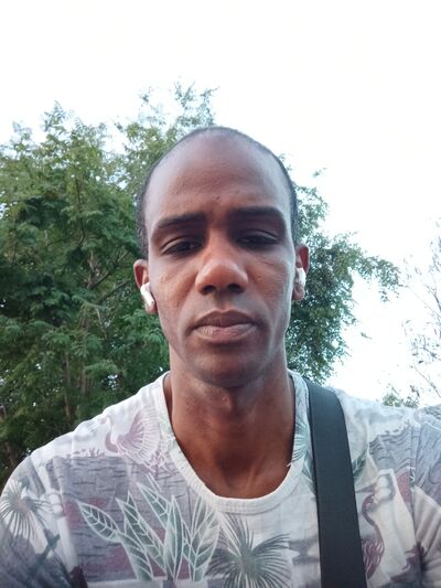  ,   Abdoulaye, 32 ,   ,   