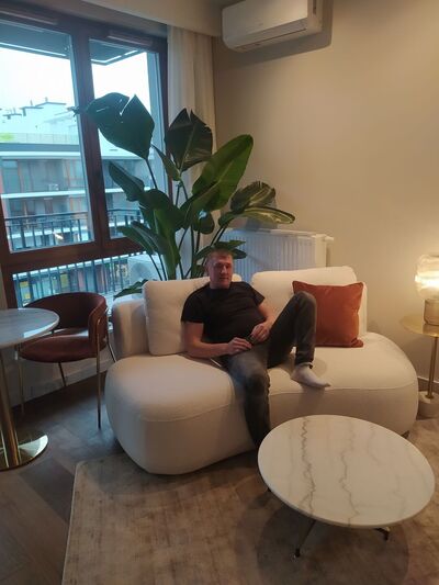  Bochnia,   , 37 ,   ,   