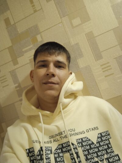  ,   Mikhail, 36 ,     , c 