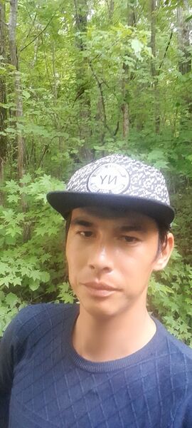  ,   Erik, 28 ,   ,   