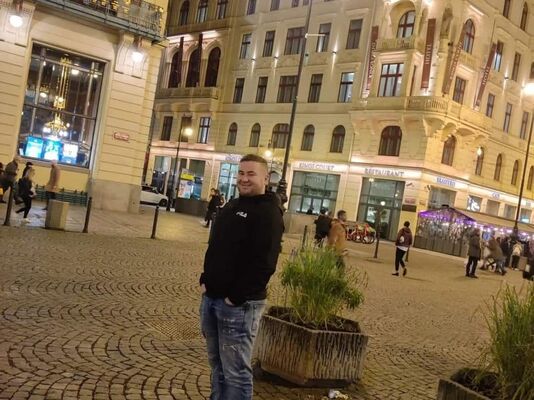  ,   Octavius, 32 ,   ,   