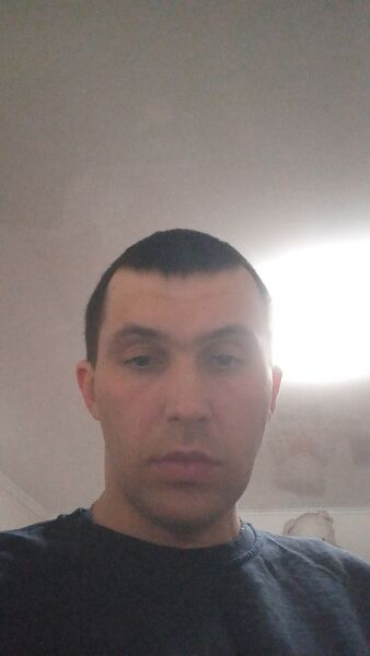  ,   Ruslan, 35 ,   ,   , c , 