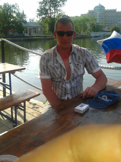  -,   Valek, 41 ,   