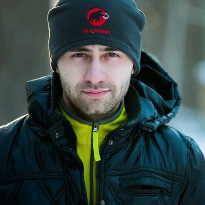 Acala del Rio,   Vlad, 35 ,   ,   
