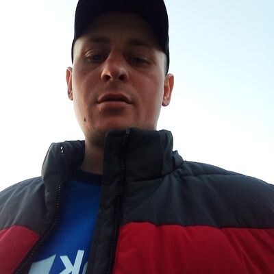  ,   Denis, 37 ,   ,   , c 