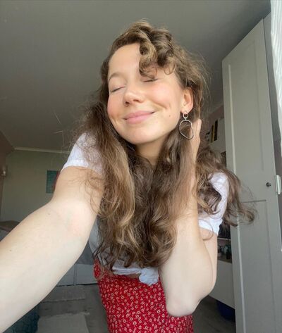  -,   , 27 ,     , c 