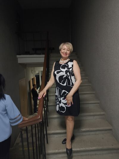  -,   Irina, 64 ,   ,   