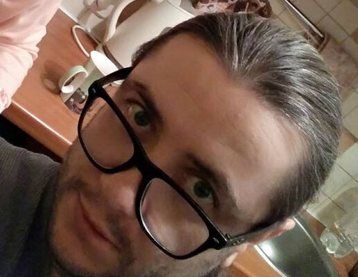 ,   Vadym, 44 ,   