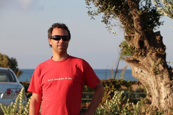  ,   Maxim, 47 ,   ,   , c 