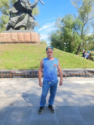  ,   Anatoly, 34 ,   ,   , c 