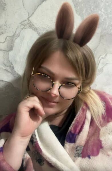  ,   Anzhelika, 37 ,   