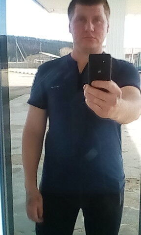  ,   STRANIK, 35 ,  