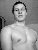  ,   Niko, 33 ,   