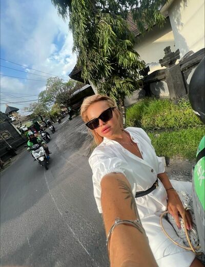  Banda Aceh,   , 33 ,     , c 