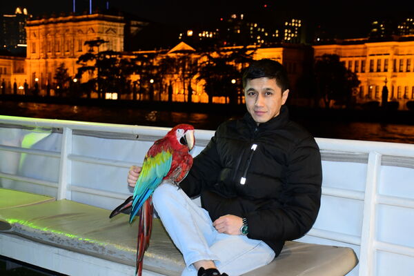  ,   Ibrohim, 30 ,   ,   