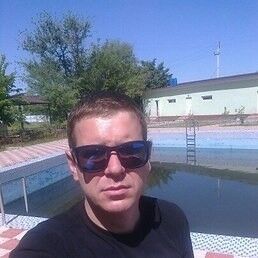  ,   Denis, 39 ,   ,   , c , 