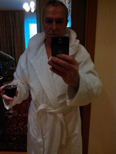  ,   Sergej, 69 ,   ,   