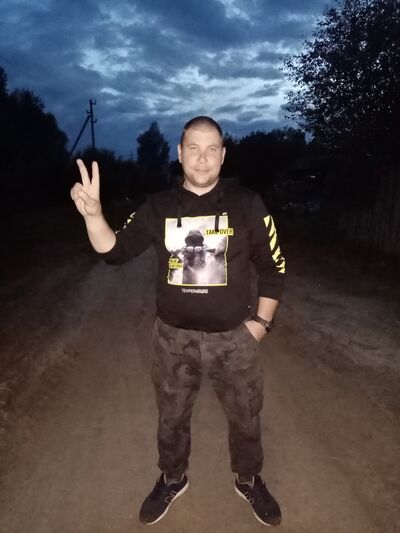  ,   Denis, 43 ,     , c 