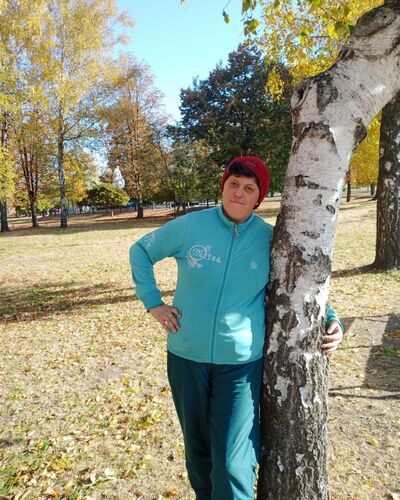  ,   Maria, 43 ,   c 