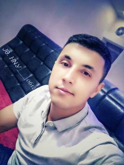 ,   Johny, 28 ,   ,   , c , 