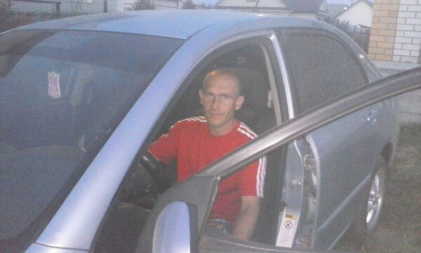  ,   Stas, 42 ,   