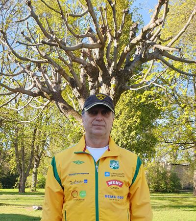  ,   Igor, 51 ,   ,   , c 