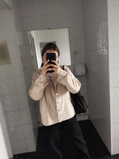  --,   , 21 ,     , 