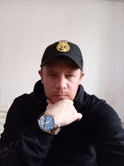  ,   Ivan, 32 ,   ,   