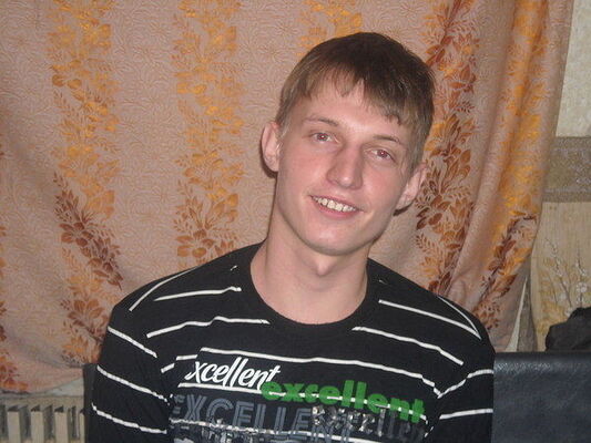  ,   Viktor, 34 ,   