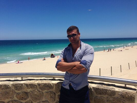  ,   Alex, 37 ,   ,   