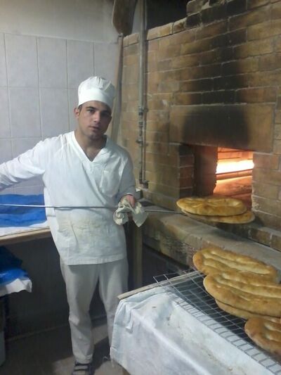  ,   Ruslan, 37 ,     , c , 
