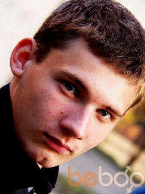  ,   Denis, 32 ,   