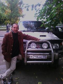  8492403  Tailer, 39 ,    