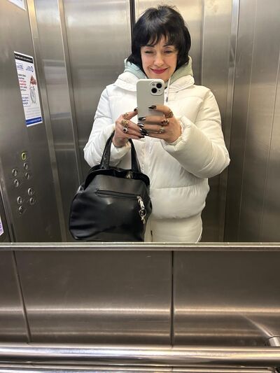  ,   Emma, 47 ,   ,   