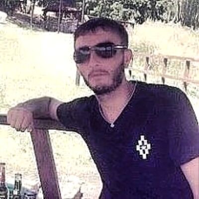  ,   Raz, 32 ,   ,   , c 