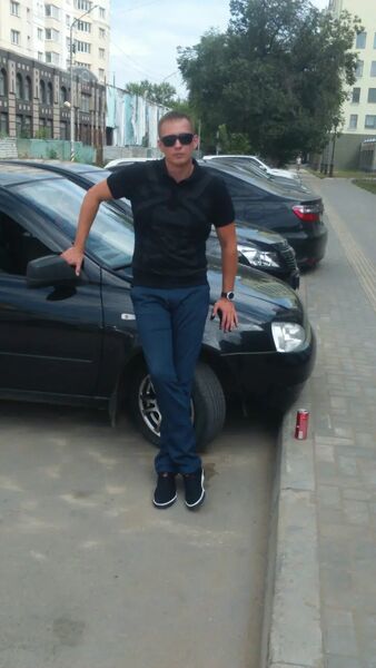  ,   Viktor, 37 ,   ,   , c 