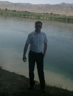  9048323  Maks, 39 ,    