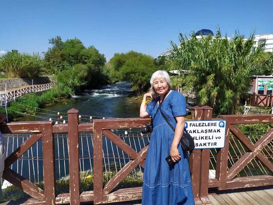  ,   Eiizaveta, 65 ,  