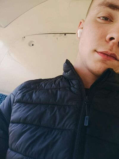  ,   Pramuk, 25 ,   