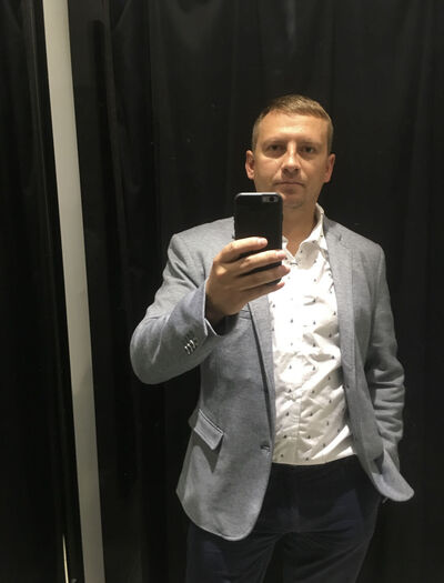  ,   Nik, 38 ,   ,   