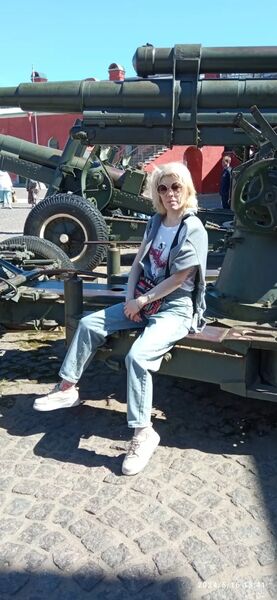  -,   Darina, 33 ,   ,   , c , 