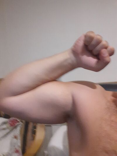  -,   Maks, 32 ,   ,   