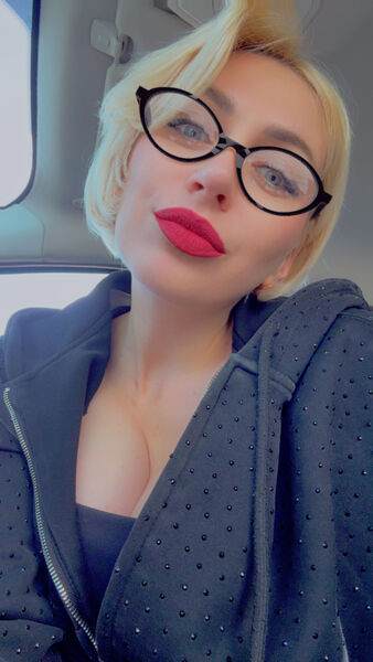  ,   Katerina, 38 ,  