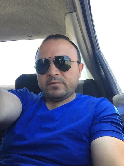  ,   Ali, 44 ,   ,   