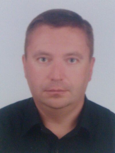  ,   Nik, 39 ,     