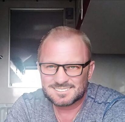  ,   Oleg, 47 ,   ,   
